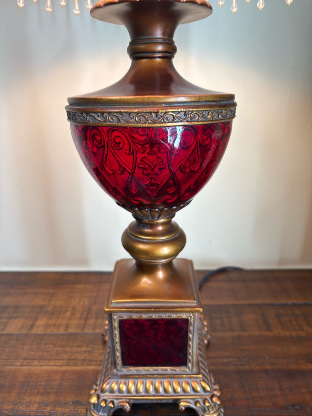 Decorative Red and Gold Table Lamp with Beaded Shade - Picture 8 of 15